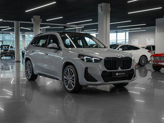 2026 BMW X1 Long 25Li xDrive III (U11/U12), серый, 5990000 рублей, вид 2