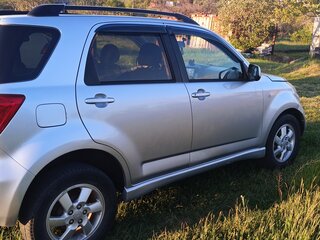 2007 Daihatsu Terios II, серебристый, 860000 рублей, вид 2
