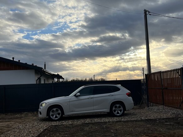 2014 BMW X1 20i I (E84) Рестайлинг, белый, 1650000 рублей - вид 13