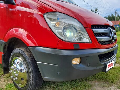 2012 Mercedes-Benz Sprinter, красный, 2050000 рублей, вид 2