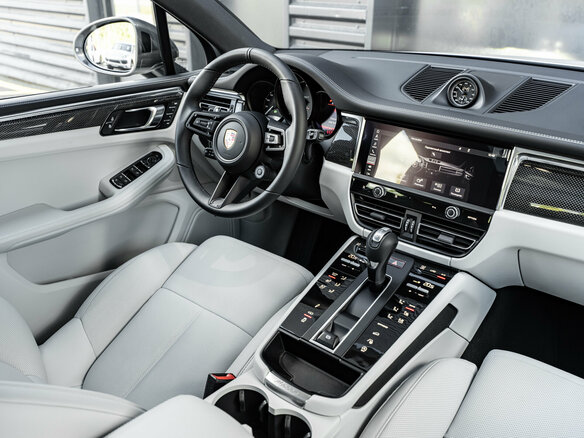 2026 Porsche Macan I Рестайлинг 2, серый, 13300000 рублей - вид 14