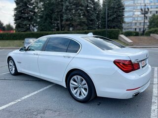 2014 BMW 7 серии Long 740Li xDrive V (F01/F02/F04) Рестайлинг, белый, 2490000 рублей, вид 4