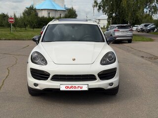 2011 Porsche Cayenne S II (958), белый, 1650000 рублей, вид 2