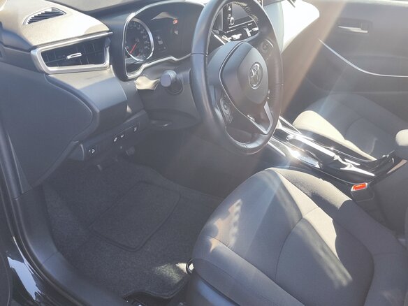 2022 Toyota Corolla XII (E210), чёрный, 2445000 рублей - вид 22