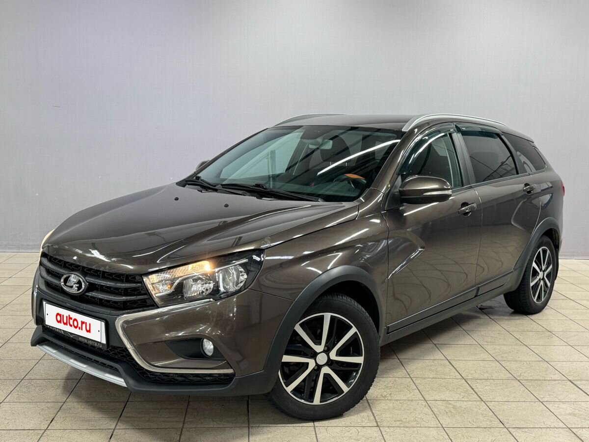 Открыть фотографии: Lada (ВАЗ) Vesta I