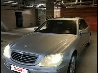 2002 Mercedes-Benz S-Класс 320 IV (W220), серебристый, 795000 рублей, вид 4