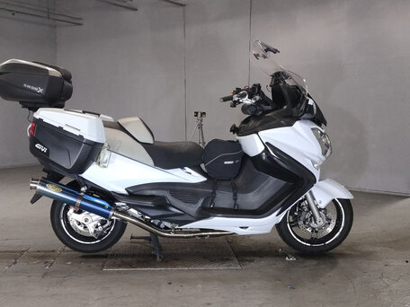 2015 Suzuki Burgman (SkyWave) 650, белый, 600000 рублей, вид 1