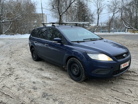 2010 Ford Focus II Рестайлинг, синий, 400000 рублей - вид 1