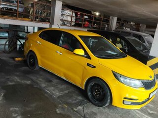 2015 Kia Rio III, жёлтый, 465700 рублей, вид 4