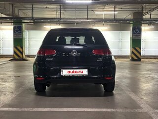 2013 Volkswagen Golf VII, чёрный, 820000 рублей, вид 2