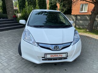 2010 Honda Fit Hybrid II, белый, 720000 рублей, вид 2