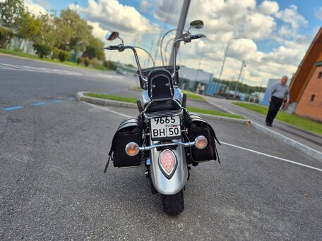 2007 Yamaha XV 1700 Road Star, серебристый, 599000 рублей, вид 4