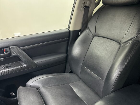 2008 Toyota Land Cruiser 200 Series, жёлтый - вид 18