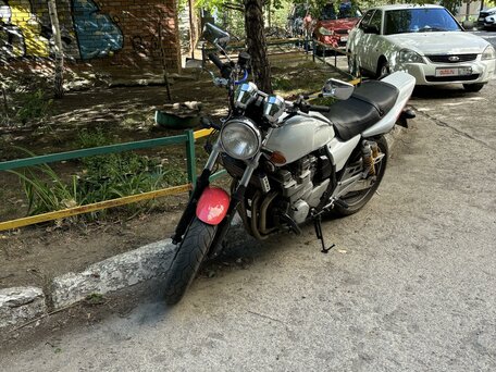 1998 Yamaha XJR400, белый, 295000 рублей, вид 4