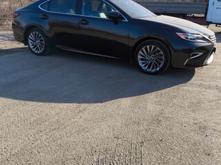 2016 Lexus ES 250 VI Рестайлинг, чёрный, 4100000 рублей, вид 2