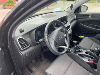 2018 Hyundai Tucson III Рестайлинг, чёрный, 1952811 рублей, вид 3