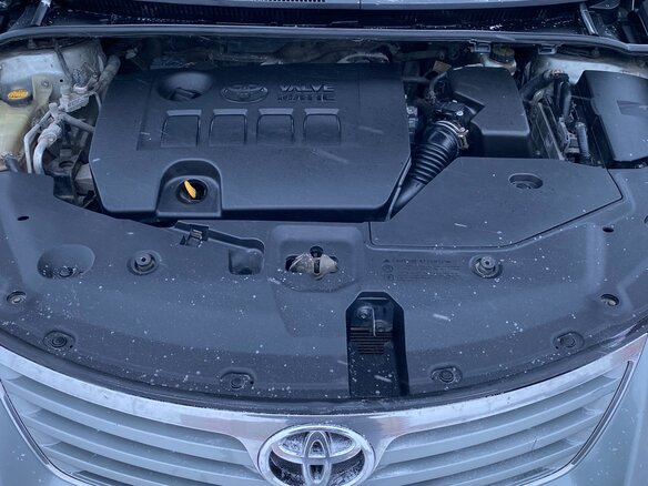 2010 Toyota Avensis III, серый, 1150000 рублей - вид 10