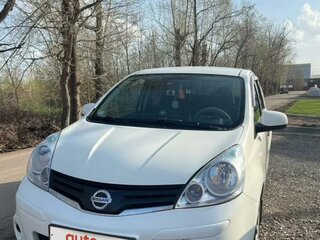 2013 Nissan Note I Рестайлинг, белый, 850000 рублей, вид 1