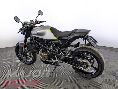2018 Husqvarna Vitpilen 701, серый, 605000 рублей, вид 2