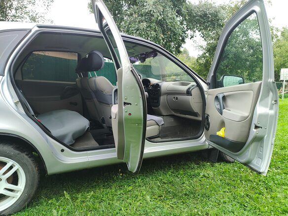 2011 Lada (ВАЗ) Kalina I, серебристый, 325000 рублей - вид 12