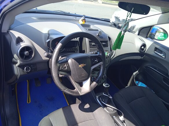 2013 Chevrolet Aveo II, синий, 700000 рублей - вид 4