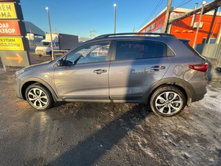 2021 Kia Rio X IV Рестайлинг, серый, 2000000 рублей, вид 4