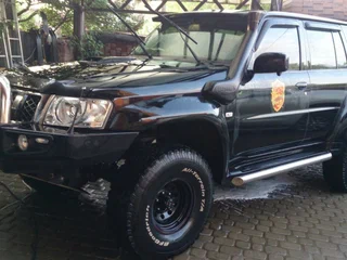 2008 Nissan Patrol V (Y61) Рестайлинг, чёрный, 3200000 рублей, вид 1