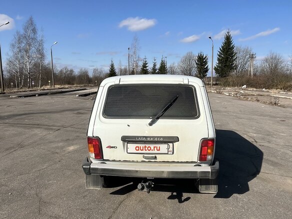 2014 Lada (ВАЗ) 2131 (4x4) 213105 I, белый, 550000 рублей - вид 8