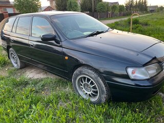 2001 Toyota Caldina II Рестайлинг, чёрный, 350000 рублей, вид 1