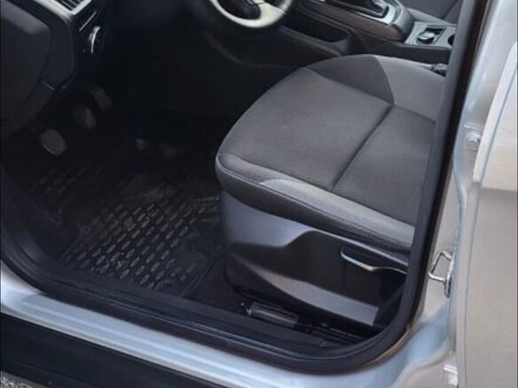 2012 Ford Focus III, серебристый, 970000 рублей - вид 6