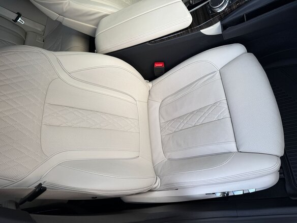 2020 BMW 5 серии 520d xDrive VII (G30/G31/G38) Рестайлинг, пурпурный, 4650000 рублей - вид 14