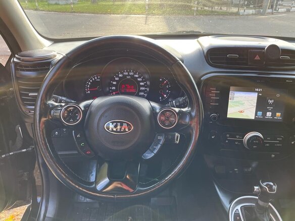 2017 Kia Soul II Рестайлинг, чёрный, 1320000 рублей - вид 14