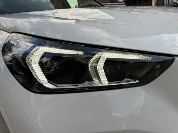 2025 BMW X1 20i xDrive III (U11/U12), белый, 5760000 рублей - вид 6
