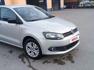 2014 Volkswagen Polo V, серебристый, 1100000 рублей, вид 2