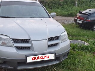 2004 Mitsubishi Outlander I, серебристый, 555000 рублей, вид 2
