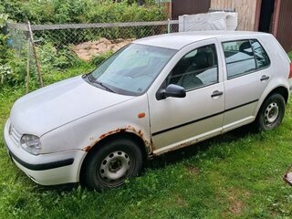 1999 Volkswagen Golf IV, белый, 180000 рублей, вид 4