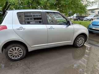 2005 Suzuki Swift III, серебристый, 490000 рублей, вид 3