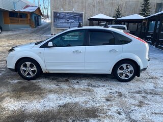 2007 Ford Focus II Рестайлинг, белый, 550000 рублей, вид 3