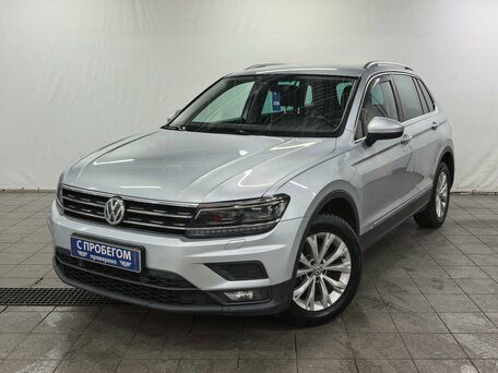 2017 Volkswagen Tiguan II, серебристый, 1780000 рублей, вид 1