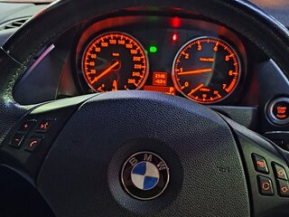 2014 BMW X1 18i I (E84) Рестайлинг, оранжевый, 1500000 рублей, вид 4