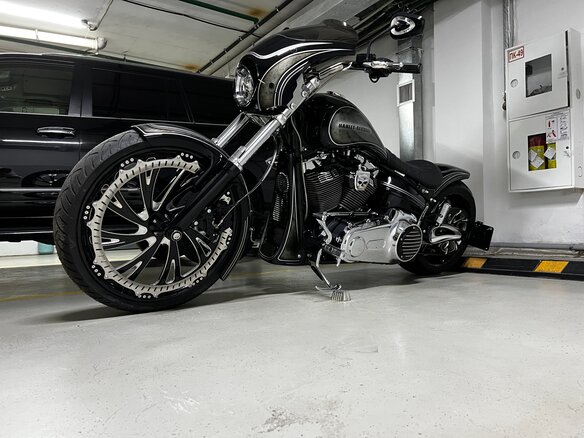 2014 Harley-Davidson Breakout, чёрный, 3500000 рублей - вид 7