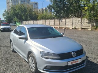 2016 Volkswagen Jetta VI Рестайлинг, серебристый, 1000000 рублей, вид 3