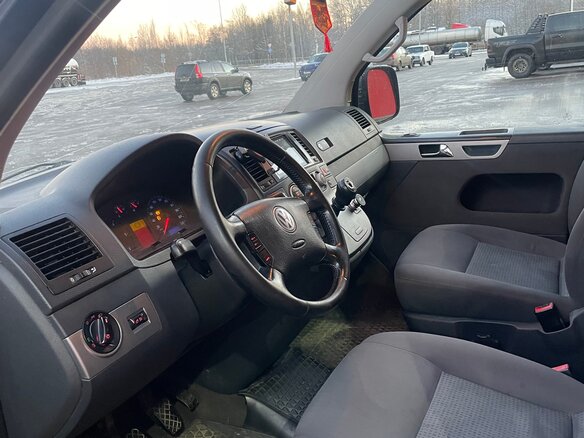2008 Volkswagen Multivan T5, серый, 1250000 рублей - вид 7