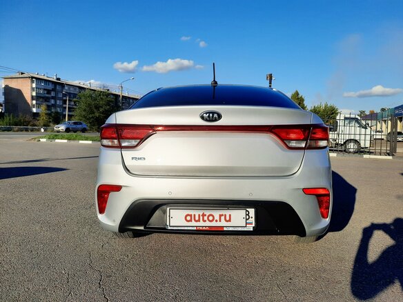 2017 Kia Rio IV, серебристый, 1195000 рублей - вид 6