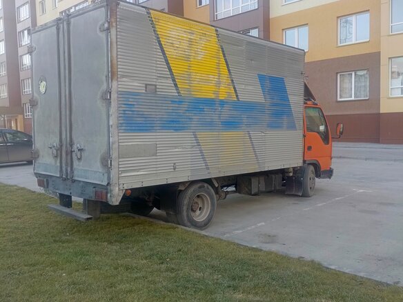 1995 Isuzu Elf (N-series), оранжевый, 1200000 рублей - вид 2