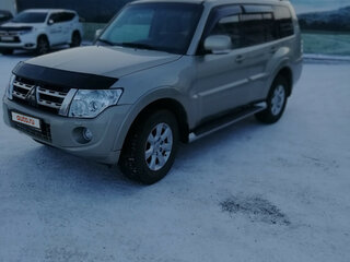 2012 Mitsubishi Pajero IV Рестайлинг 1, бежевый, 2500000 рублей, вид 2