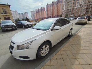 2012 Chevrolet Cruze I, белый, 800000 рублей, вид 1