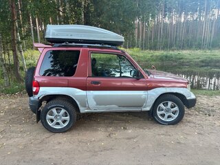1999 Mitsubishi Pajero iO, коричневый, 220000 рублей, вид 4