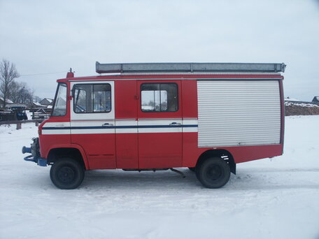 1973 Mercedes-Benz 408D, красный, 666820 рублей, вид 2