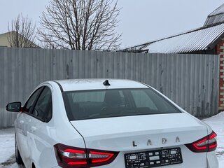 2024 Lada (ВАЗ) Vesta I Рестайлинг (NG), белый, 1750000 рублей, вид 1